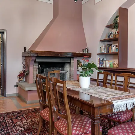 Holiday home Certopiano Con Piscina Capraia e Limite