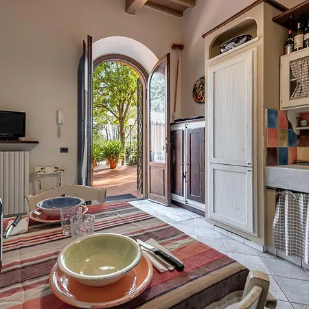 Certopiano Con Piscina Holiday home Capraia e Limite